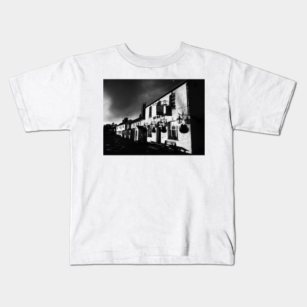 Old Ship Inn, Heybridge - Mono Kids T-Shirt by newbeltane